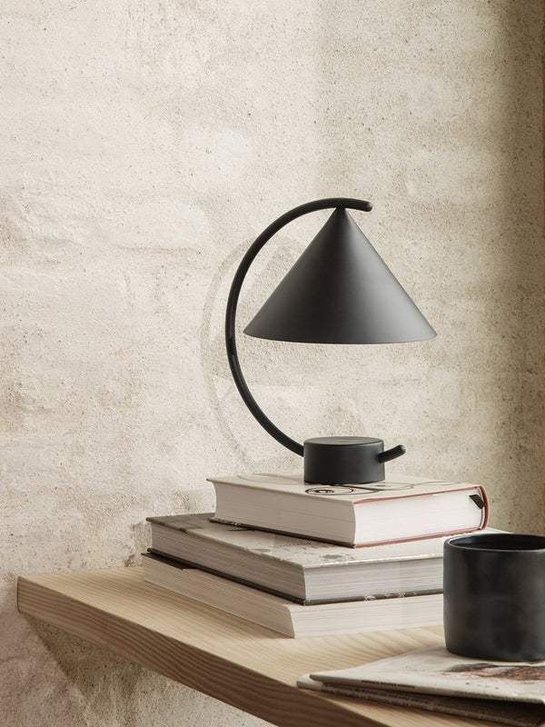 Meridian Lamp - Black