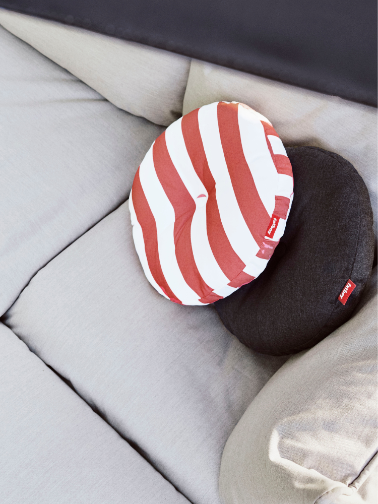 Circle Pillow Stripe Red